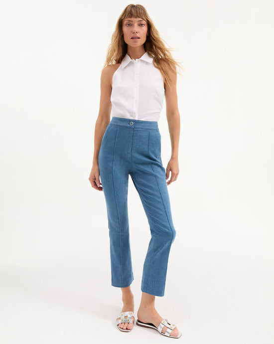 Regina Sleeveless Button-Down Shirt