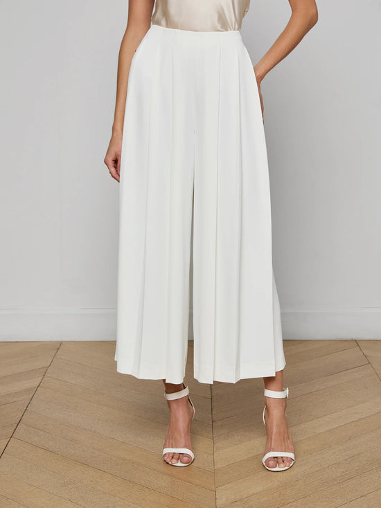 Novalynn Cropped Pleated Pant - White