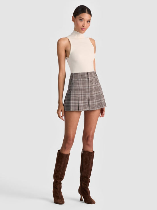 SCARLET FLUTTER SHORT