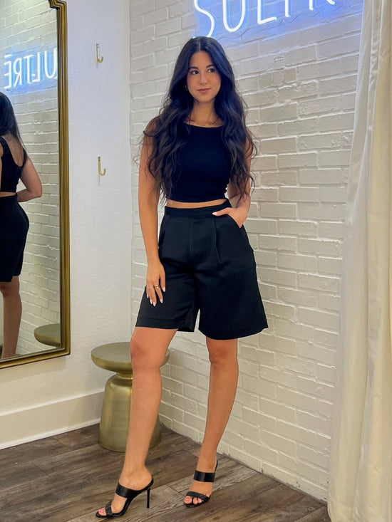 scoop back top - black