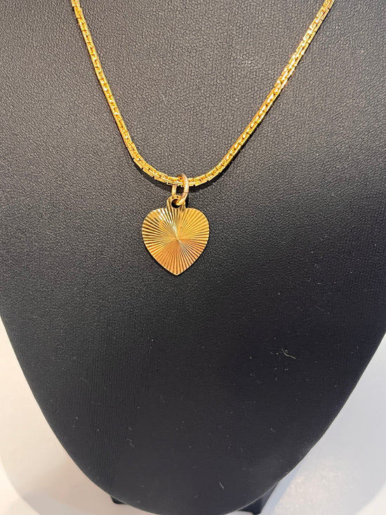 Vintage Deco Heart Charm Necklace