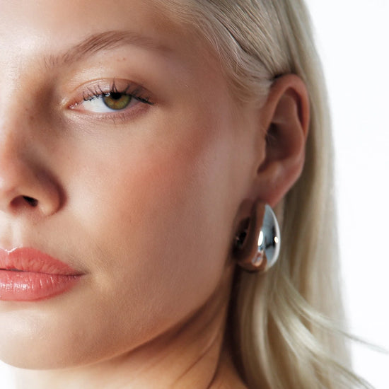 Renaissance Hoops - Silver Medium