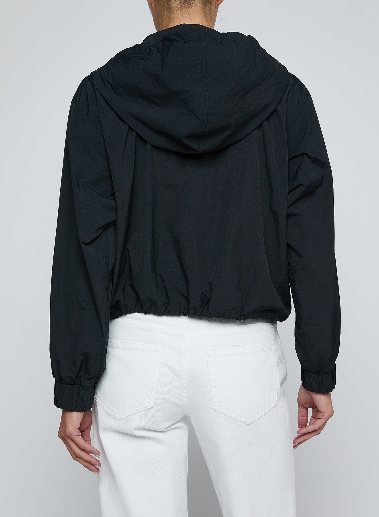 MIRO WINDBREAKER