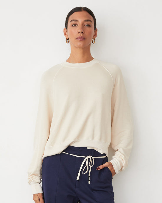 Supersoft Fleece Crop Crew - Off White (PRE-SALE)