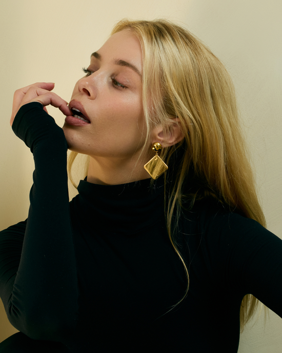Ilona Earrings - Gold