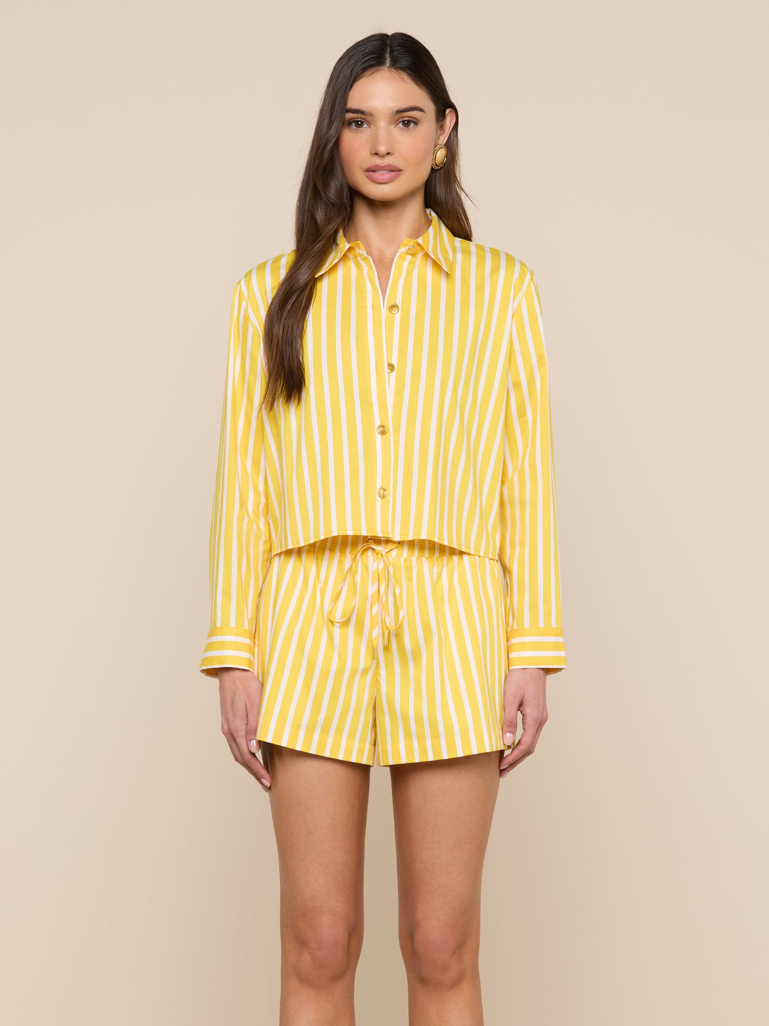 COSETTE CROP HI LOW SHIRT