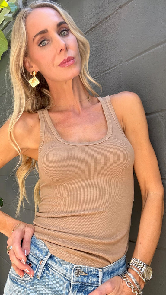 Sasha Scoop Tank - Tan
