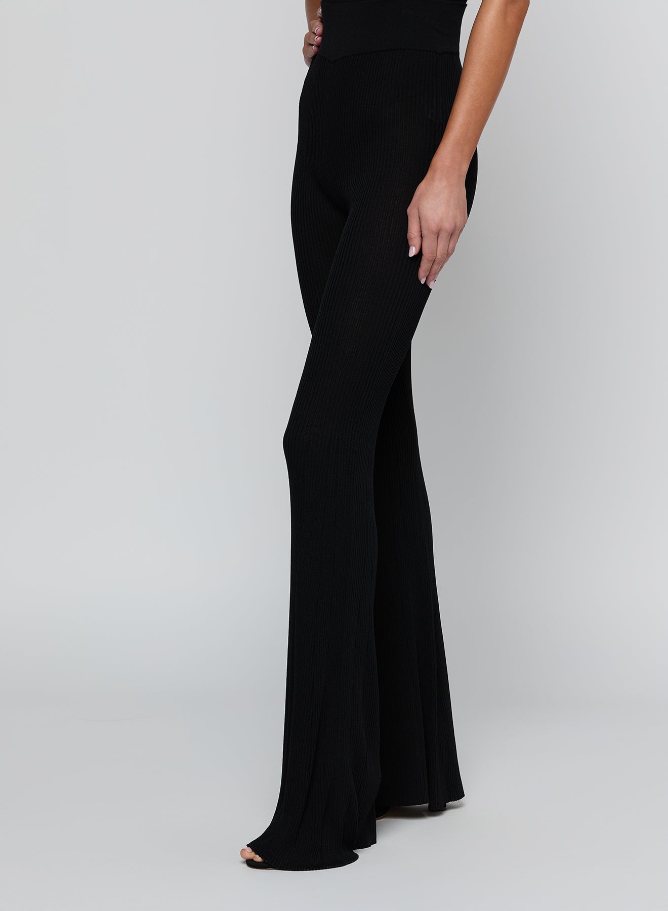 CONAN RIB KNIT FLARE PANT