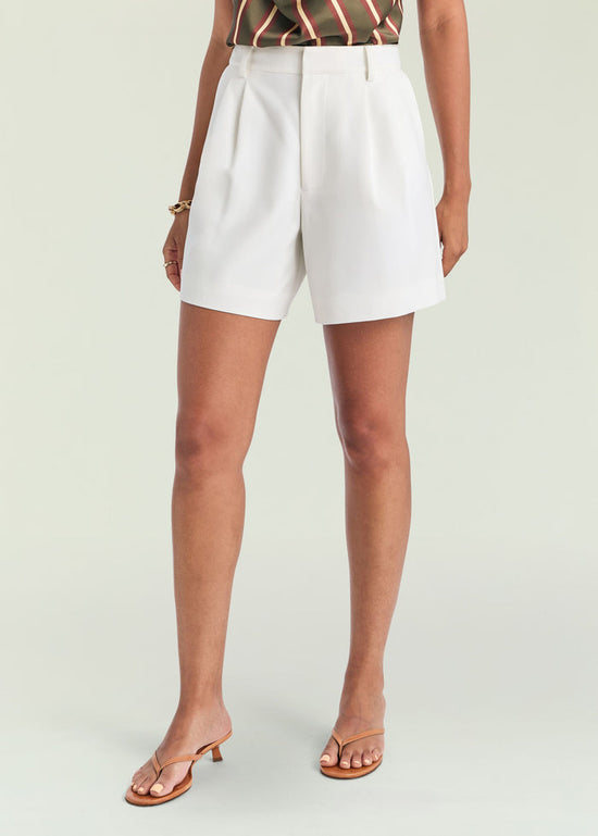 Elara Short