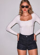 Organic Cotton Scoop Neck Longlseeve Bodysuit - Cream Pearl