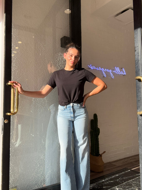 Bella Classic Tee - Black