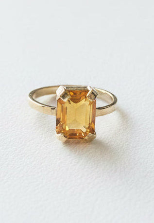 Juliet Ring - Topaz