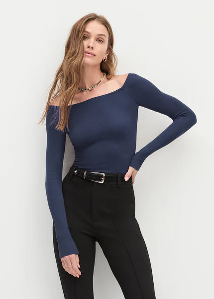 The Sara Top - Navy