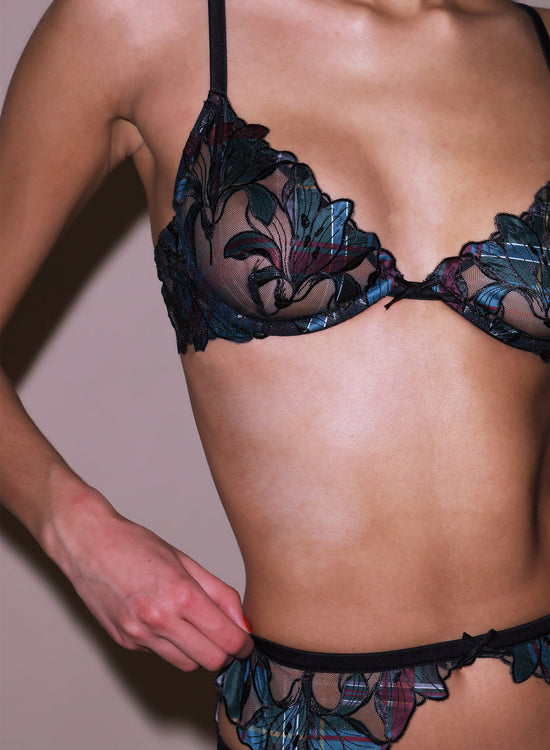 Lily Embroidery Plunge Demi Bra