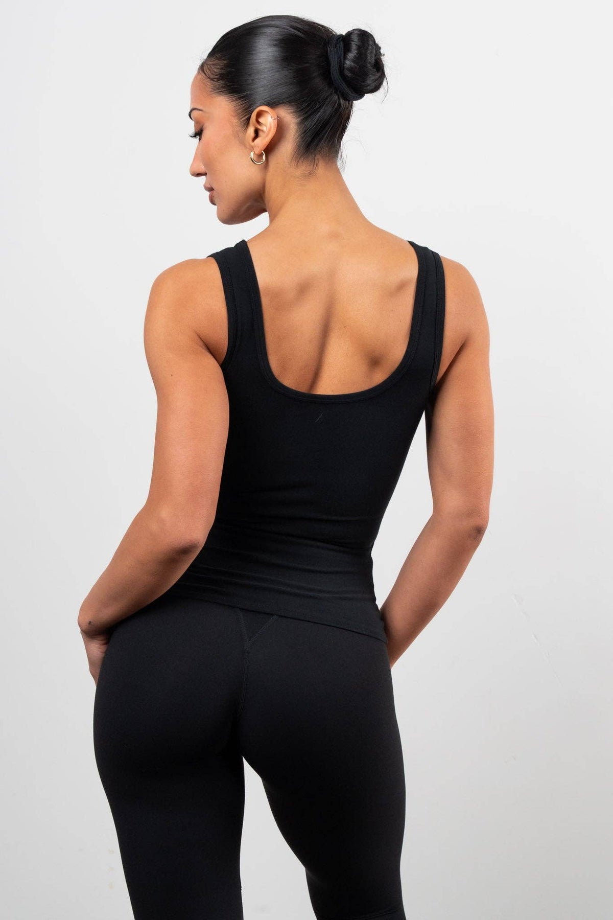 Base U Tank Vitality Basis® U Tank - Midnight – Sultre Boutique