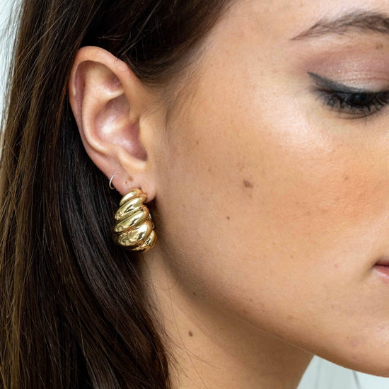 Perla 1" Earrings