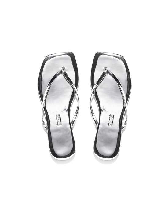 Square Toe Lily Mirror