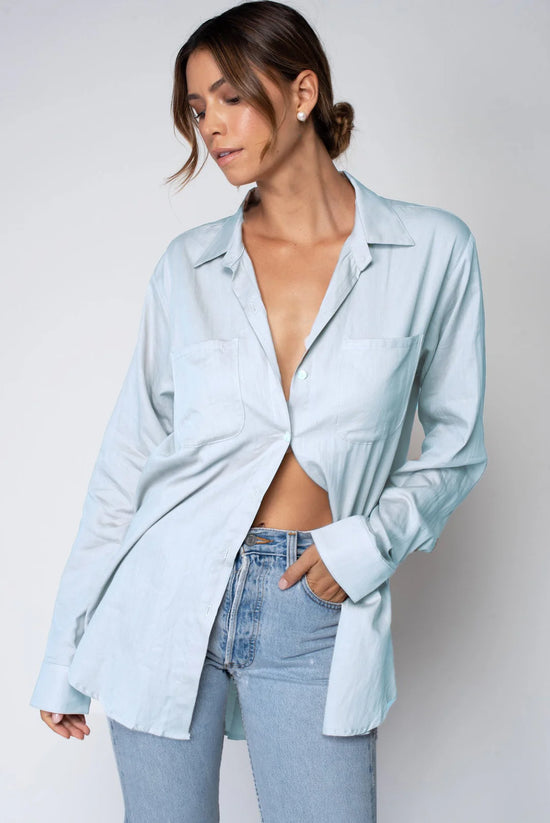 THE FAVORITE SHIRT - BABY BLUE